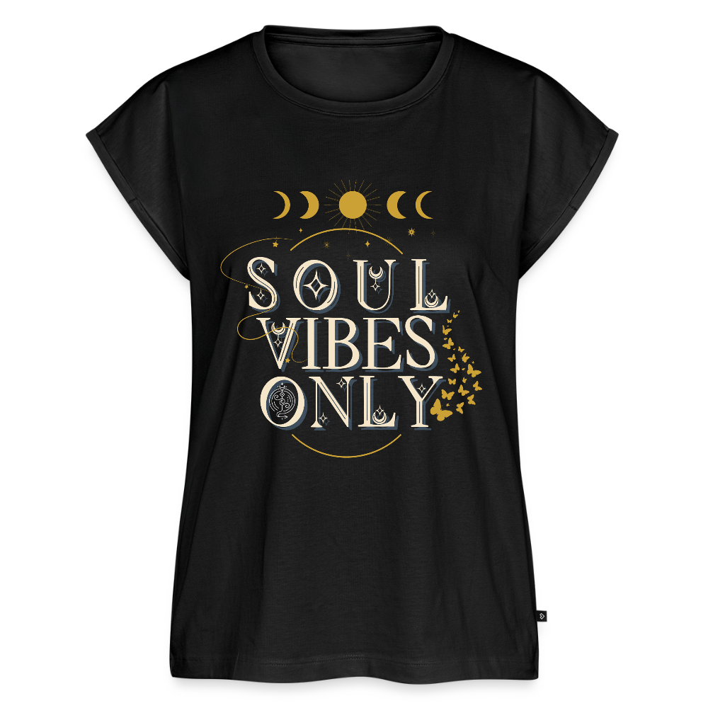 A soul vibes Women's Roll Cuff T-Shirt - black